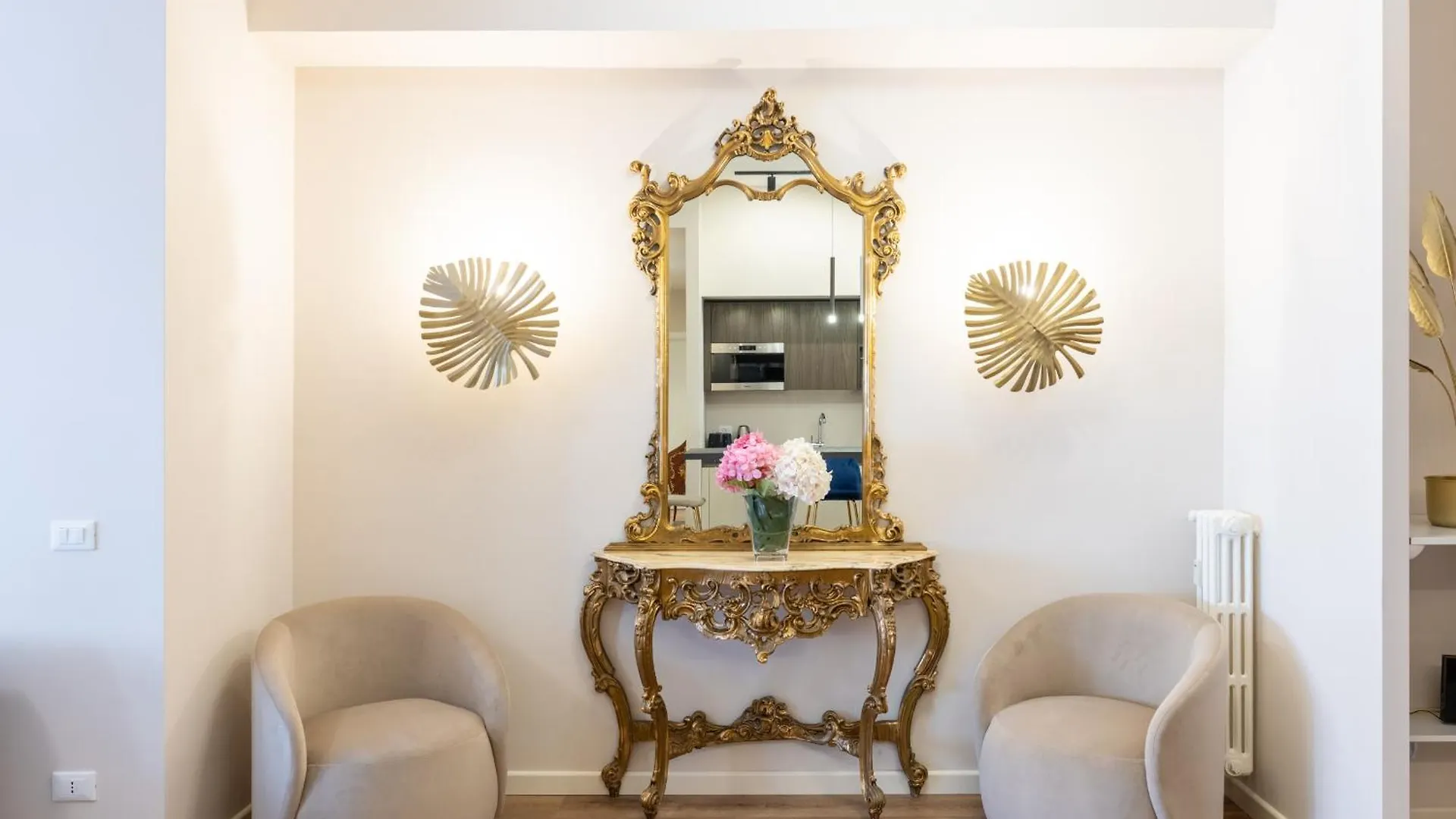 Holy City Hideaway: 3Bedrooms Near The Vatican Rome Apartment