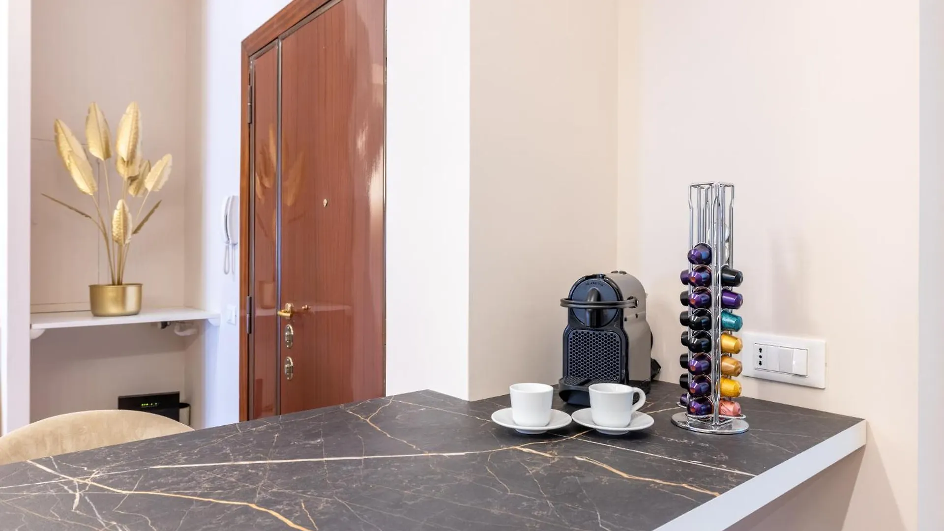 Holy City Hideaway: 3Bedrooms Near The Vatican Rome
