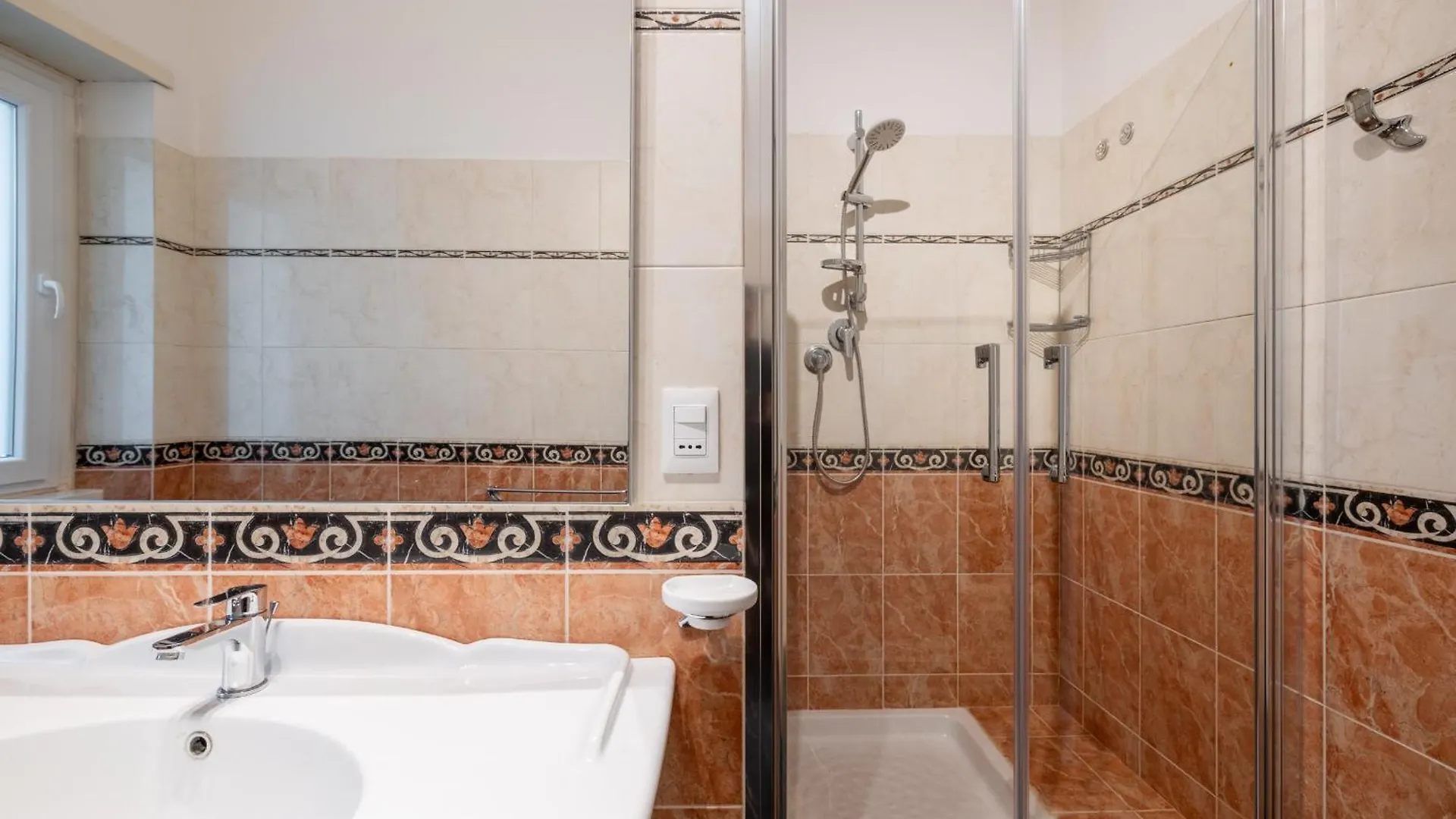 Holy City Hideaway: 3Bedrooms Near The Vatican Rome