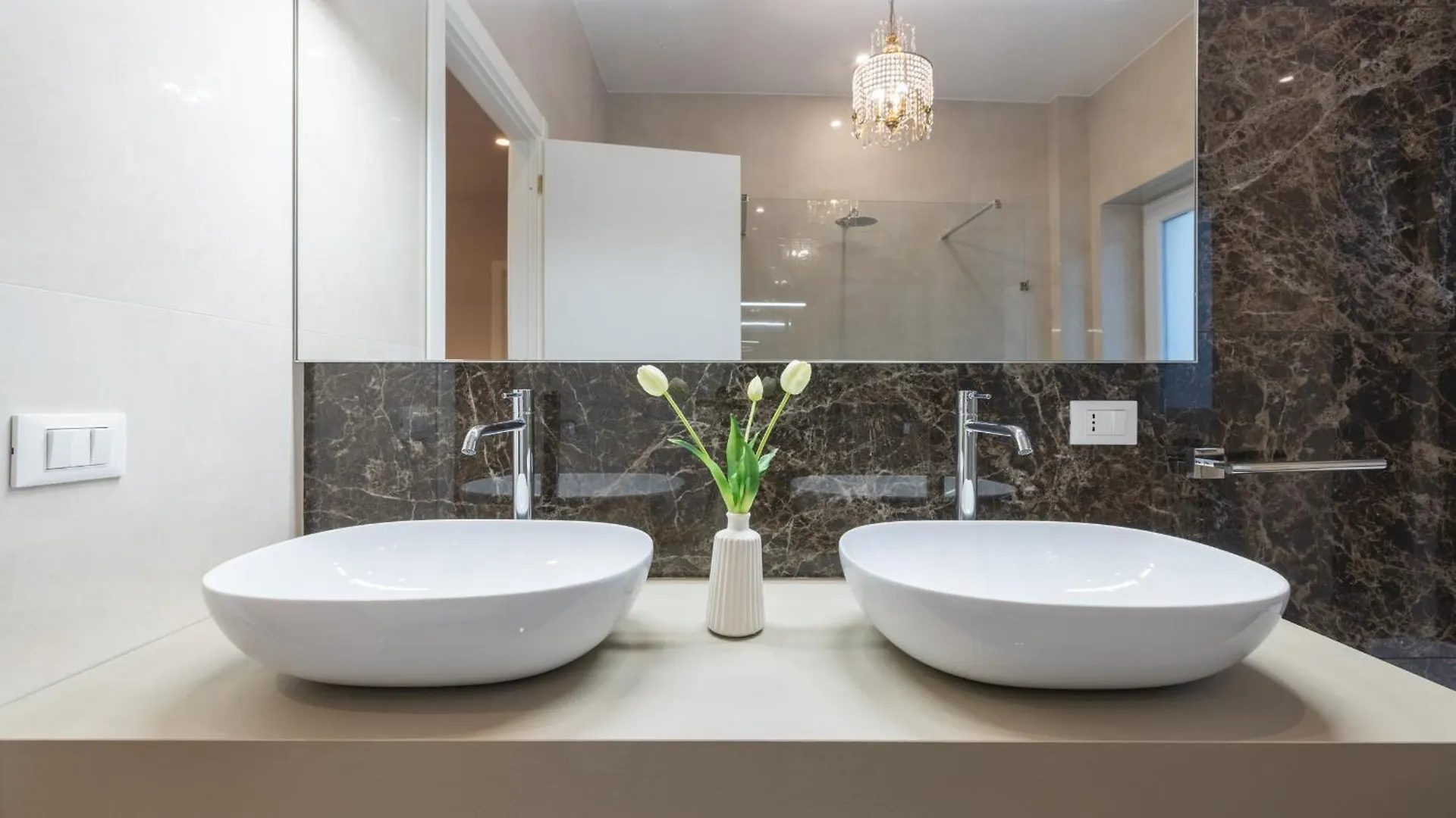 Holy City Hideaway: 3Bedrooms Near The Vatican Řím Apartmán